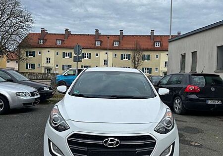 Hyundai i30 blue Passion