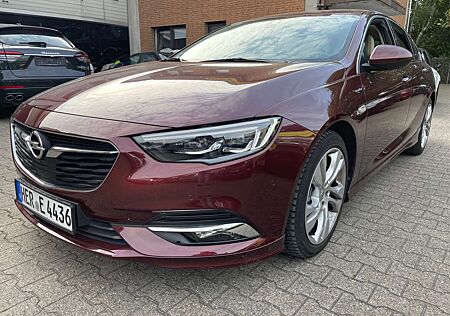 Opel Insignia Exclusive Grand Sport 4x4+Leder+Schiebedach+LED+