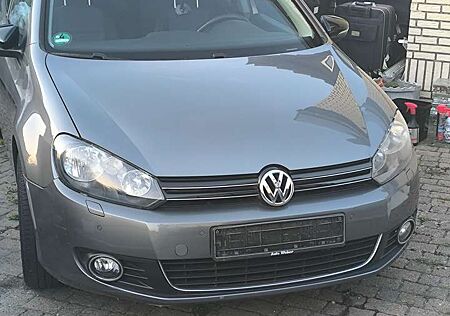 VW Golf Volkswagen VI Diesel 5-Türer 1.6 TDI DPF DSG Style