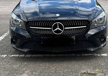 Mercedes-Benz CLA 200 Edition 1