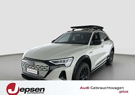 Audi Q8 e-tron edition Dakar 55 qu Matrix HUD Pano ACC