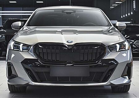 BMW 550 e xDrive M Sport PHEV