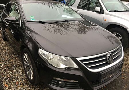 VW Passat CC Volkswagen 2,0 TDI 140 PS KLIMA NAVI ALU PDC EURO 4