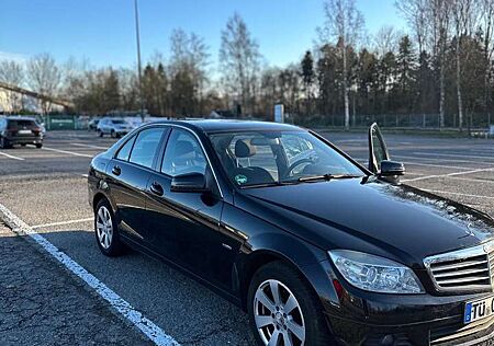 Mercedes-Benz C 180 Kompressor Automatik BlueEFFICIENCY