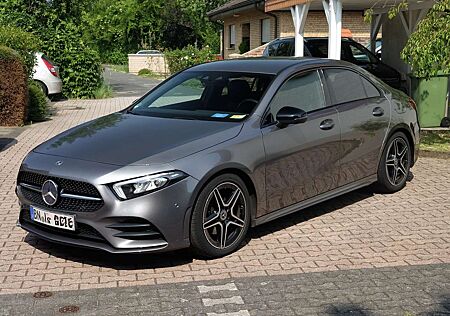 Mercedes-Benz A 200 AMG Line