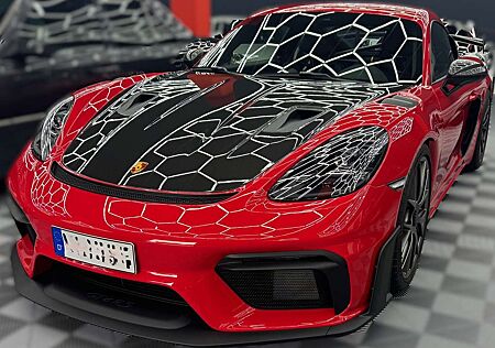 Porsche Cayman GT4 RS