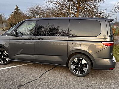 Volkswagen T7 Multivan Lang eHybrid m. Garantie 06/27