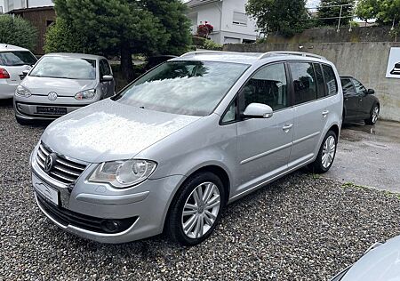 VW Touran Volkswagen 1.4 TSI DSG Highline