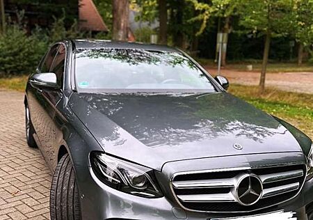 Mercedes-Benz E 300 de (213.016)