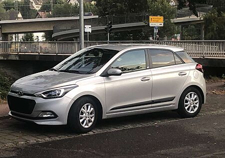 Hyundai i20 +1.2+Passion