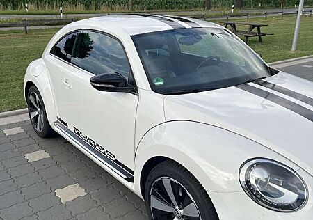 VW Beetle Volkswagen The 2.0 TSI DSG Sport