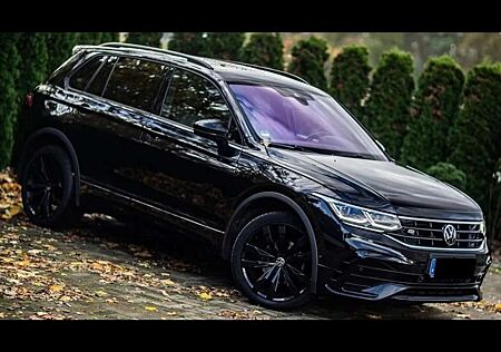 VW Tiguan Volkswagen 2.0 TDI SCR DSG 150 PS 110 kW R-Line