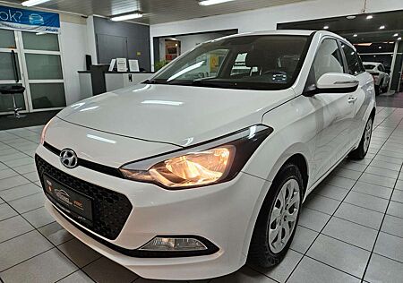 Hyundai i20 Trend AUT.*SHZ*LHZ*PDC*KLIMA*SPURHALTE*BT*