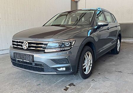 VW Tiguan Allspace Volkswagen Comfortline 4Motion LED Navi