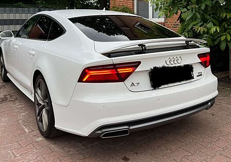 Audi A7 3.0 TDI clean diesel quattro