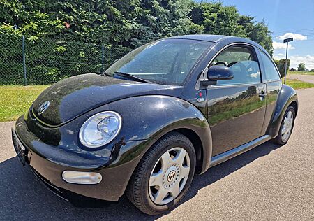 VW Beetle Volkswagen Tüv bei Kauf neu.