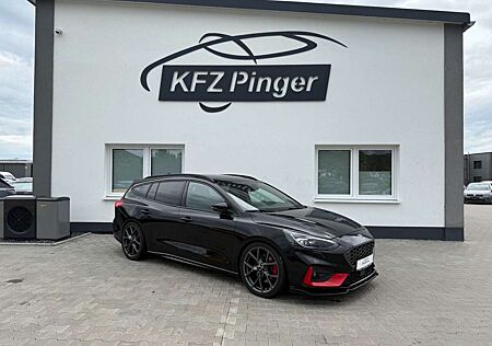 Ford Focus Turnier ST
