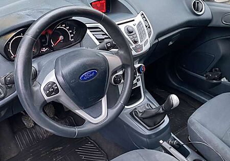 Ford Fiesta 1.25 Champions Edition