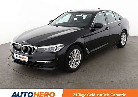 BMW 530 e Aut.*NAVI*LED*HUD*TEMPO*CAM*PDC*SHZ*