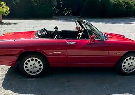 Alfa Romeo Spider 2.0