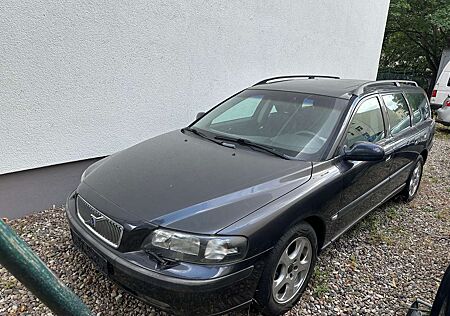 Volvo V70 2.4T Klima Leder TOP ZUSTAND!