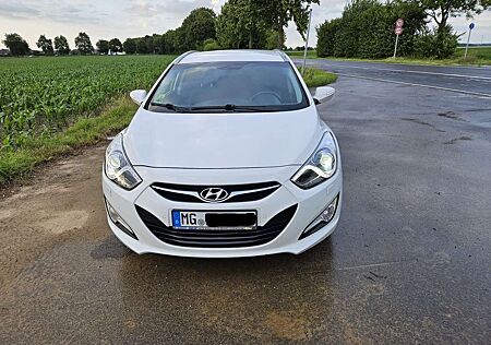 Hyundai i40 i40cw i40cw 1.6 Silver Edition