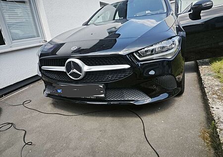 Mercedes-Benz CLA 180 Shooting Brake