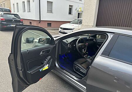 Mercedes-Benz A 180 CDI BlueEFFICIENCY Edition