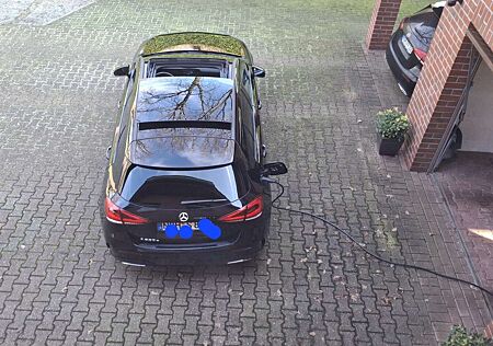 Mercedes-Benz A 250 e 8G-DCT AMG Line