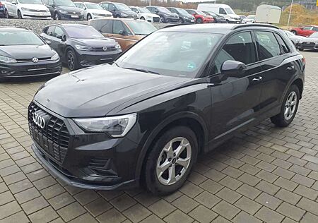 Audi Q3 advanced 35 TDI quatt S tronic Black VC Navi GRA K