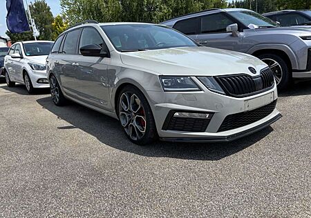 Skoda Octavia Combi RS 245