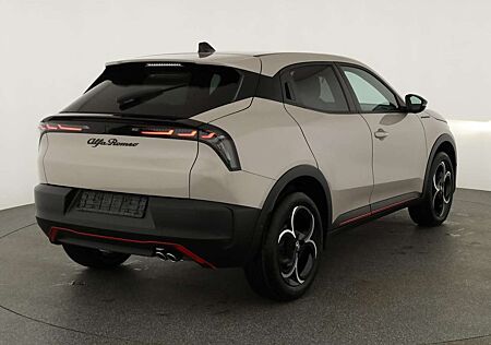 Alfa Romeo Junior Ibrida 1.2 VGT 48V-Hybrid (100kW) Speciale Spec...