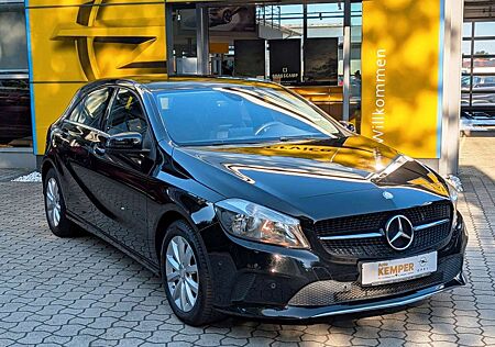 Mercedes-Benz A 180 Style *AHK*SHZ*PDC*Navi*
