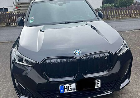 BMW iX1 xDrive30 M Sportpaket