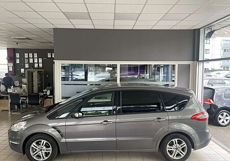 Ford S-Max Champ Edition 7-Sitzer AHK SHZ Navi 2.Hand