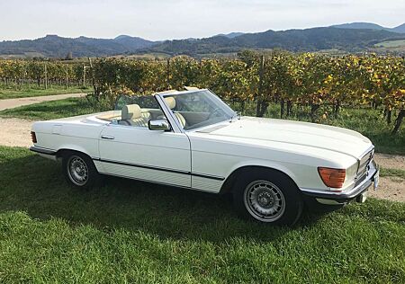 Mercedes-Benz SL 280 W107