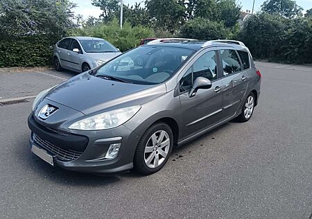 Peugeot 308 SW SW 120 VTi Tendance KEIN TÜV 7-SITZER