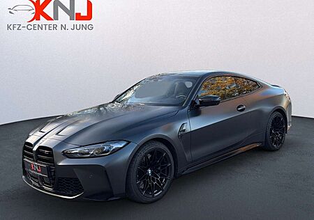 BMW M4 Coupe xDrive Competition | Premium Selection