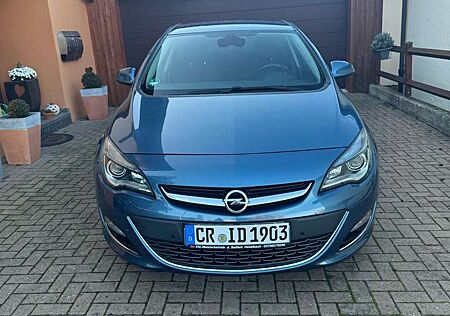 Opel Astra 1.4 Turbo J STANDHEIZ. NAVI. XENON. TEMPOMAT