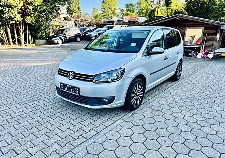 VW Touran Volkswagen Trendline