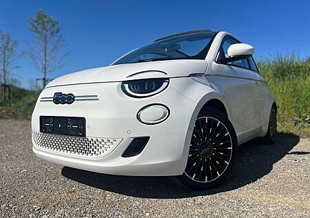 Fiat 500E 500 C Elektro 42kWh C la Prima (by Bocelli)