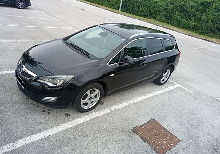 Opel Astra 1.7 CDTI DPF Sports Tourer Edition