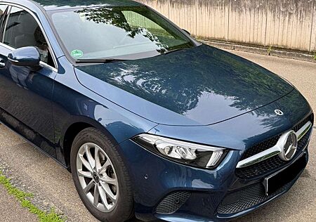 Mercedes-Benz A 200 4Matic 8G-DCT Edition 2021