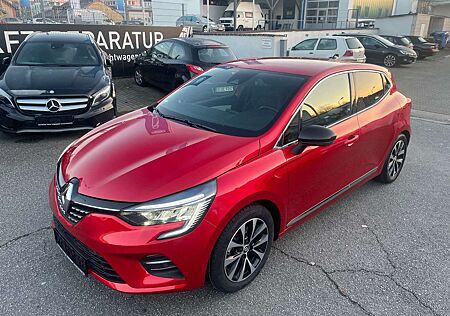 Renault Clio V Techno/Wartungsvertrag
