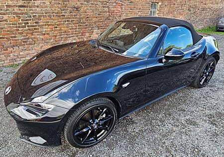 Mazda MX-5 Signature