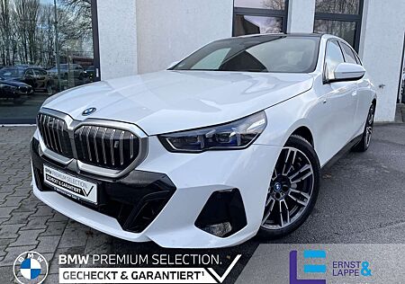BMW i5 eDrive40 M Sport || AHK 360° B&W Pano