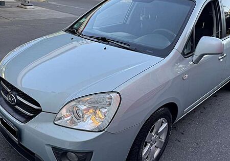 Kia Carens 2.0 CVVT LX