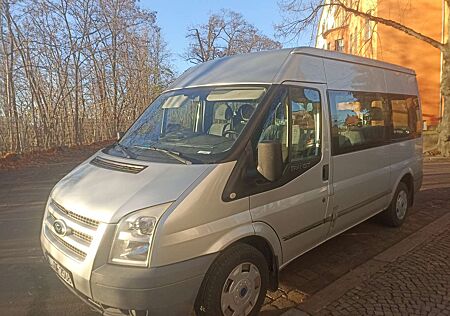 Ford Transit Bus Tourneo