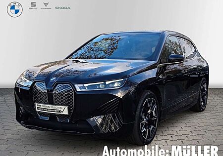 BMW iX M60*Park-Assistent*DAB*HiFi*HUD*Laserlicht*Luftfed