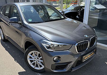 BMW X1 xDrive 20 i Advantage 1.Hand AHK NAVI PDC GARANTIE